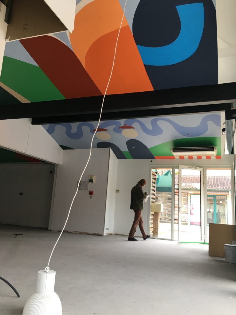 fresque murale au plafond